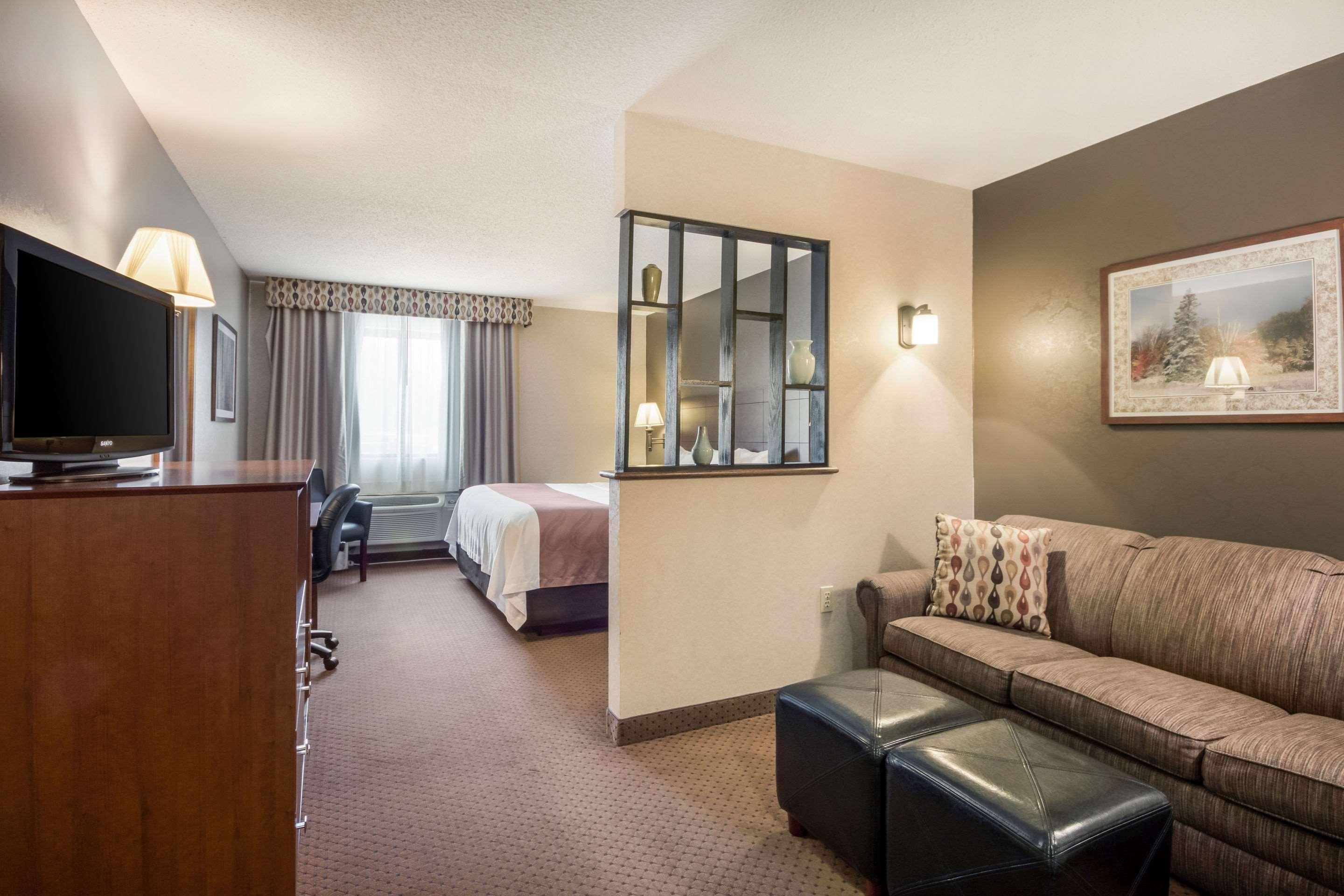 Quality Inn & Suites Newberry Esterno foto